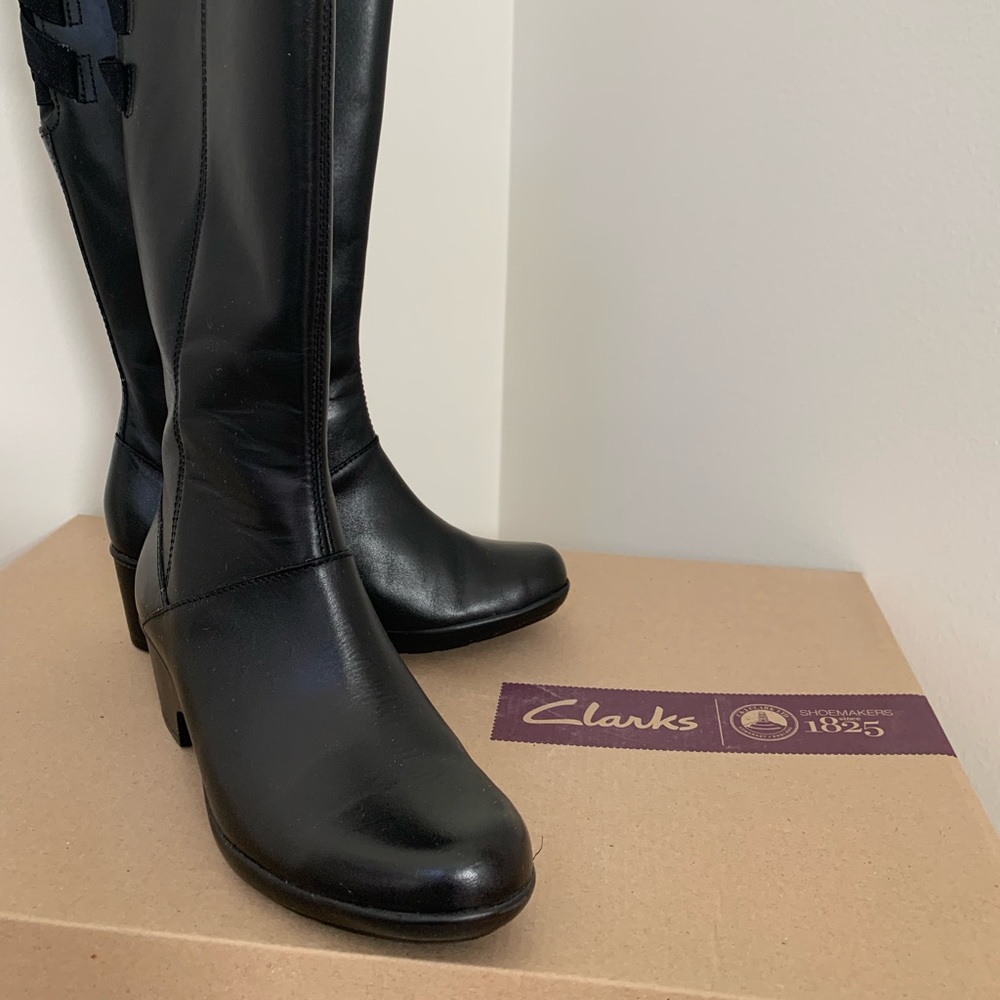Clark Black leather boots women’s size 5.5